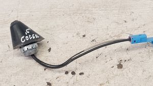 Opel Corsa C Radion antenni 024425