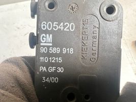 Opel Zafira A Moteur de verrouillage trappe à essence 90589918