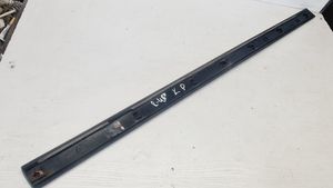 Rover 414 - 416 - 420 Priekšpusē durvju dekoratīvā apdare (moldings) 75322