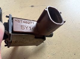 Mitsubishi Carisma Vacuum valve K5T48271