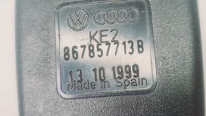 Seat Ibiza II (6k) Klamra środkowego pasa bezpieczeństwa fotela tylnego 867857713B