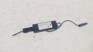 Mercedes-Benz A W169 Antenos stiprintuvas A1698200489