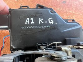 Audi A2 Zamek drzwi tylnych 8Z0839015A