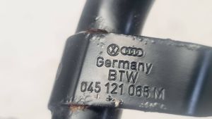 Volkswagen Polo V 6R Tuyau de liquide de refroidissement moteur 045121065M