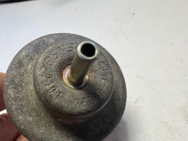 Toyota Corolla E100 Régulateur de pression de carburant 2328015020