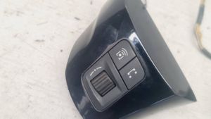 Opel Corsa D Steering wheel buttons/switches 13222331