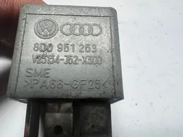 Audi A4 S4 B6 8E 8H Autres relais 8D0951253