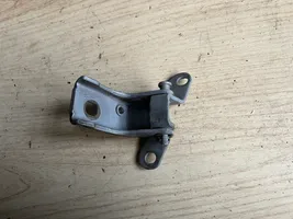 Ford Mondeo Mk III Front door upper hinge 71S7AF22800AB