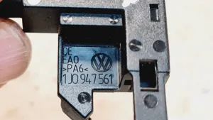 Volkswagen Tiguan Inne wyposażenie elektryczne 1J0947561