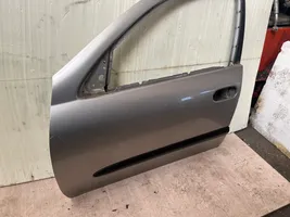 Nissan Almera N16 Priekinės durys 