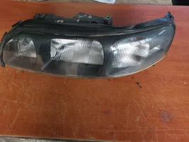 Volvo S60 Lampa przednia 89006822