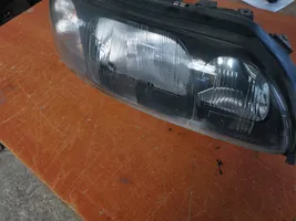 Volvo S60 Lampa przednia 89006821