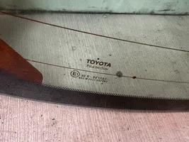 Toyota Yaris Parabrezza posteriore/parabrezza 