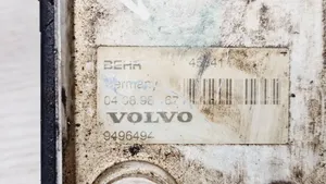 Volvo S80 Supporto di montaggio del filtro dell’olio 9496494