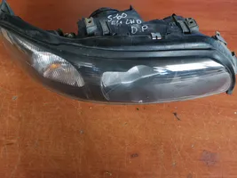 Volvo S60 Lampa przednia 89008267