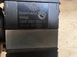 Volkswagen PASSAT B5 Sėdynių šildymo jungtukas 3B0963564C