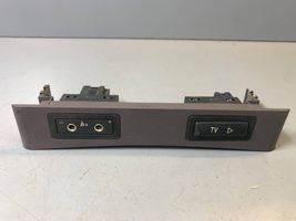 BMW X5 E53 Connettore plug in AUX 03055505