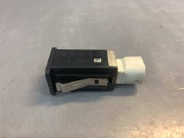 BMW 5 F10 F11 USB socket connector 9167196