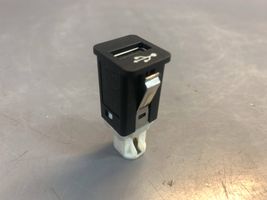 BMW 7 F01 F02 F03 F04 Connettore plug in USB 9237656