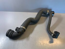 BMW 3 E46 Tuyau de liquide de refroidissement moteur 17127520668