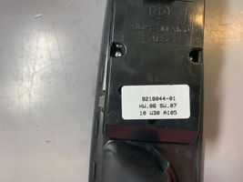 BMW X5 E70 Interruttore di controllo dell’alzacristalli elettrico 9218044