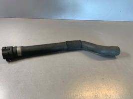 BMW 5 E39 Tuyau de liquide de refroidissement moteur 2247820