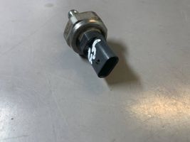 BMW 3 F30 F35 F31 Capteur de pression des gaz d'échappement 8507634