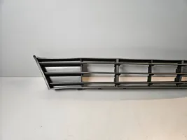 BMW 5 F10 F11 Grille inférieure de pare-chocs avant 7331724