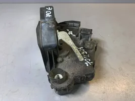 BMW 3 E46 Front door lock 7011305