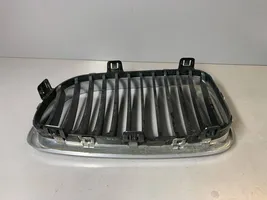 BMW 1 E81 E87 Grille de calandre avant 7166440