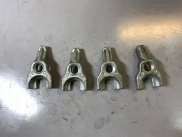 BMW 7 F01 F02 F03 F04 Sprauslas turētājs/pleciņš 13538578607