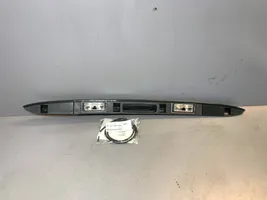 BMW X5 E53 Barra de luz de la matrícula/placa de la puerta del maletero 51137170676
