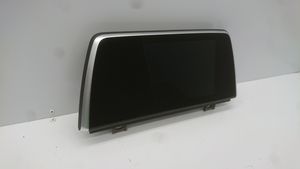 BMW X2 F39 Screen/display/small screen 8798222