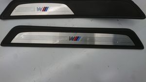 BMW 7 F01 F02 F03 F04 Garniture marche-pieds avant 8046135