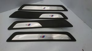 BMW 7 F01 F02 F03 F04 Garniture marche-pieds avant 8046135