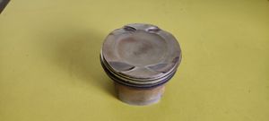 BMW X5 E70 Piston 7613626