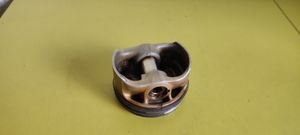 BMW X5 E70 Piston 7613626