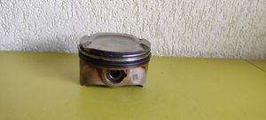 BMW X5 E70 Piston 7613626