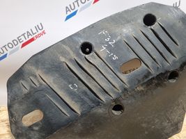 BMW 4 F32 F33 Dugno apsauga galinės važiuoklės 6796138