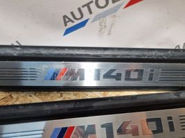 BMW 1 F20 F21 Copertura del rivestimento del sottoporta anteriore 8068491