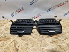 BMW 5 G30 G31 Centrālais gaisa ventilācijas režģis 9329579