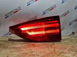 BMW X1 E84 Lampy tylnej klapy bagażnika 2990114