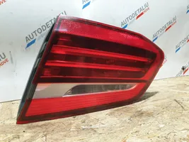 BMW 2 F45 Lampy tylnej klapy bagażnika 7311032