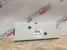 BMW 7 E65 E66 Antenos stiprintuvas 6903458