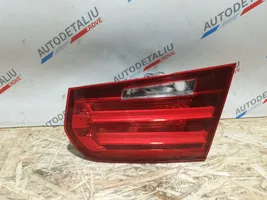 BMW 3 F30 F35 F31 Galinis žibintas dangtyje 7371112