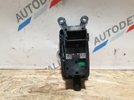 BMW X1 F48 F49 Interruttore del freno di stazionamento/freno a mano 6822523