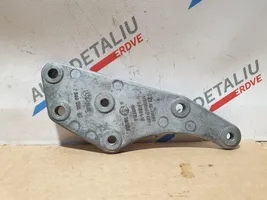 BMW 5 F10 F11 Kita variklio detalė 7589205