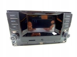 Volkswagen PASSAT B8 USA Panel / Radioodtwarzacz CD/DVD/GPS 5G0035888C