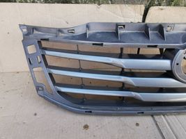 Toyota Hilux (AN10, AN20, AN30) Front bumper upper radiator grill 531110K480