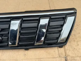 Suzuki Vitara (LY) Maskownica / Grill / Atrapa górna chłodnicy 7212186R0